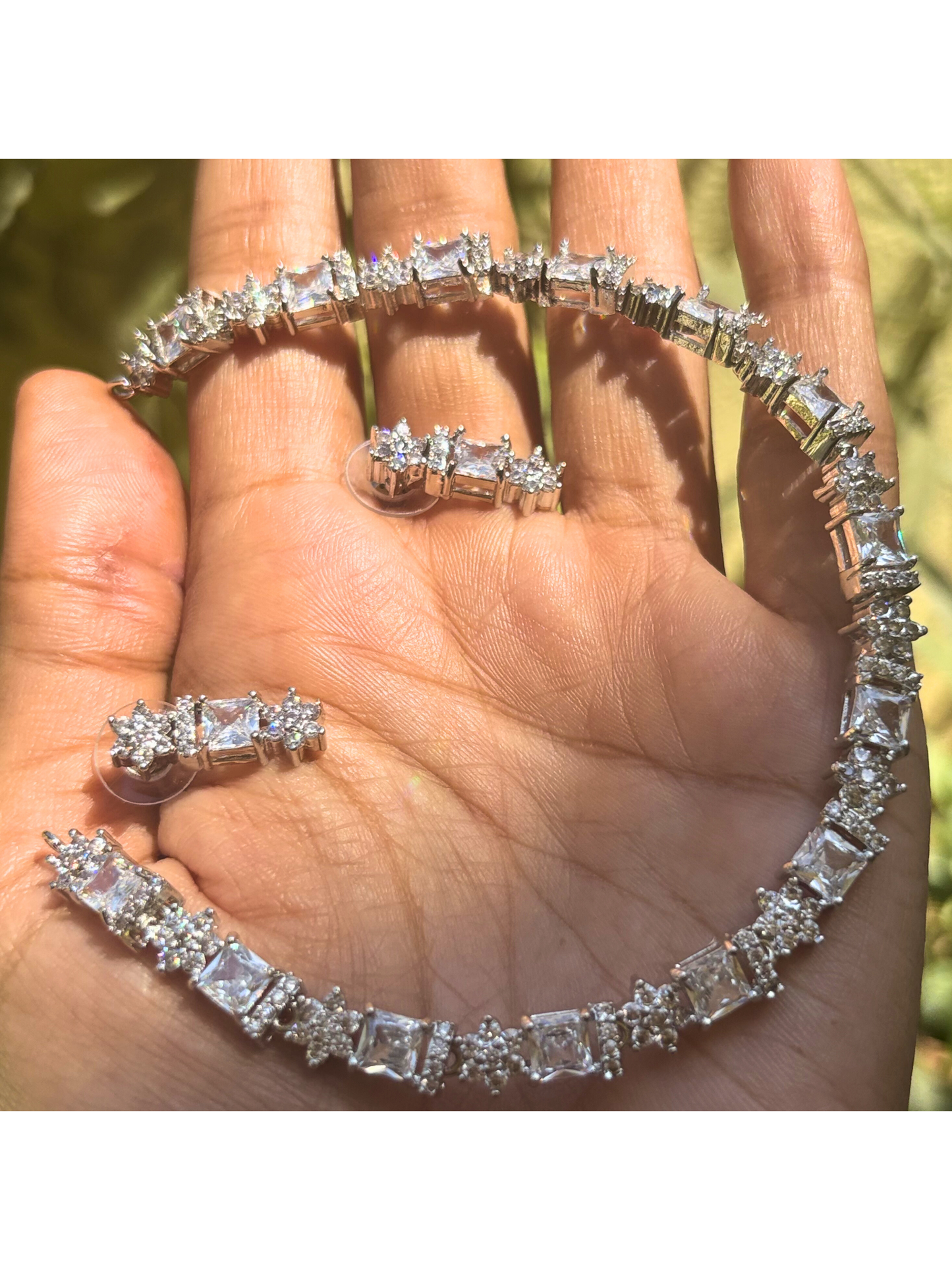 Silver single-Layered AD Necklace Set – Silver Polish