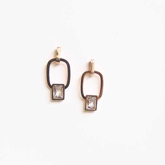 Minimal Geometric Crystal Dangles