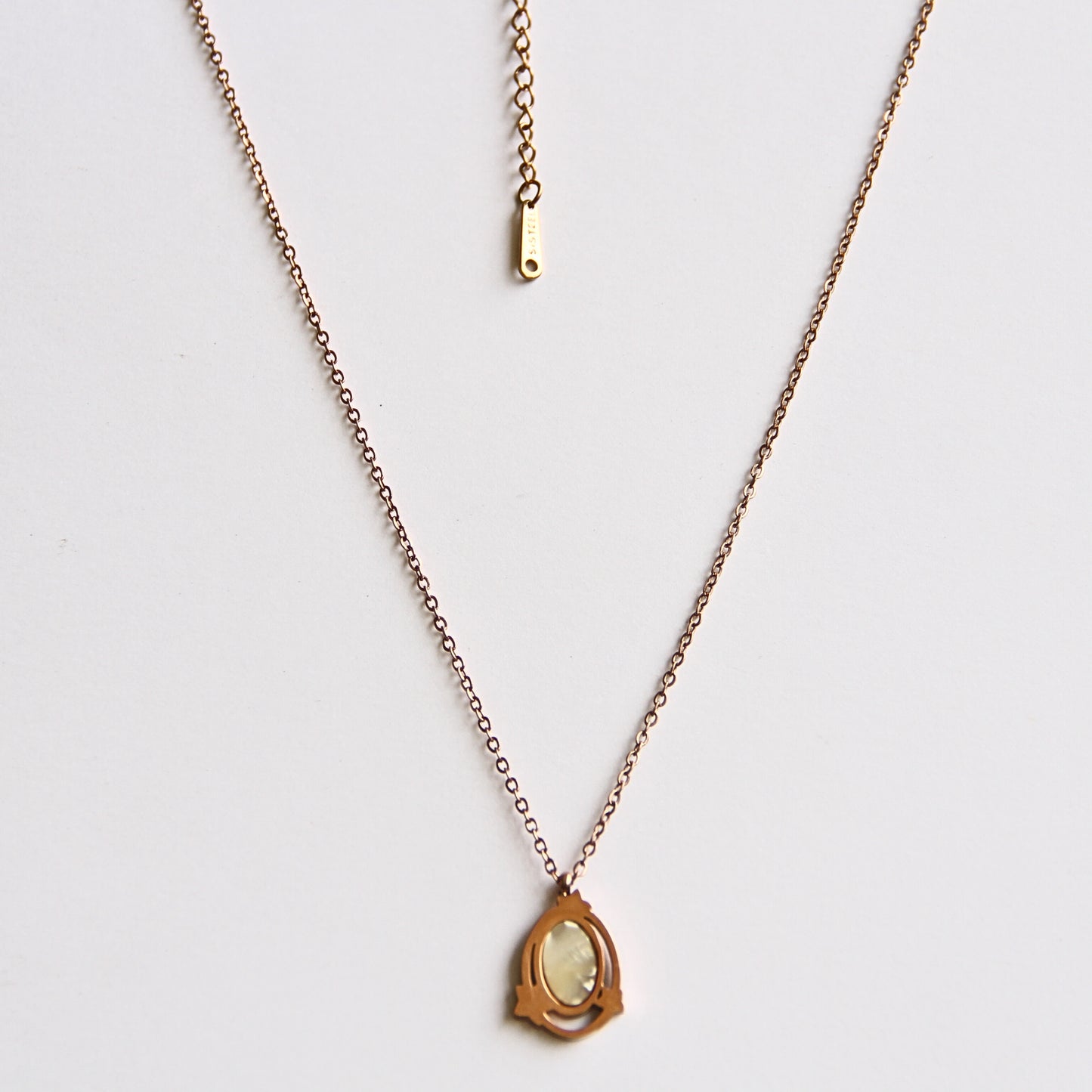 Vintage-Inspired Rose Gold Tone & Mother-of-Pearl Pendant Necklace