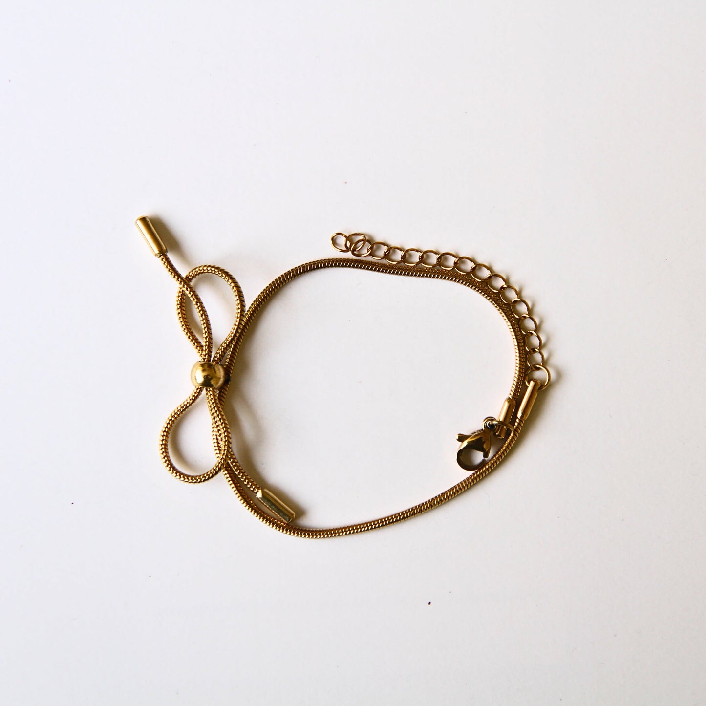 Gold Bow Chain Bracelet for Women – Adjustable Elegant Wristwear