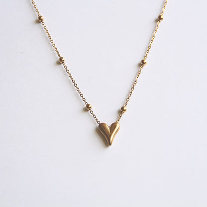 Minimalist Gold Tone Chain with Sculpted Heart Pendant