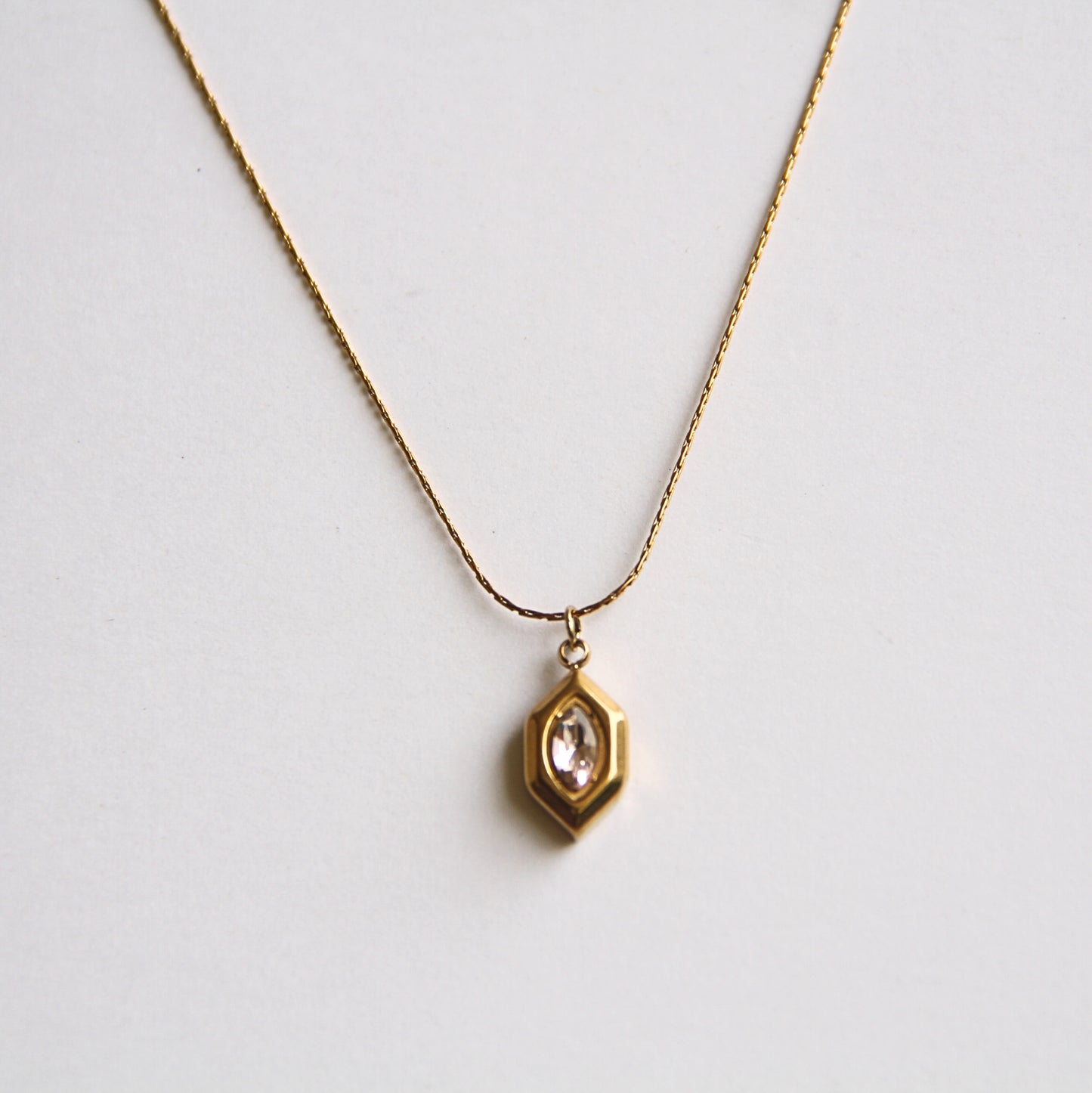 Vintage-Inspired Gold Tone & Marquise Cut Crystal Pendant Necklace