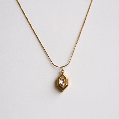 Vintage-Inspired Gold Tone & Marquise Cut Crystal Pendant Necklace