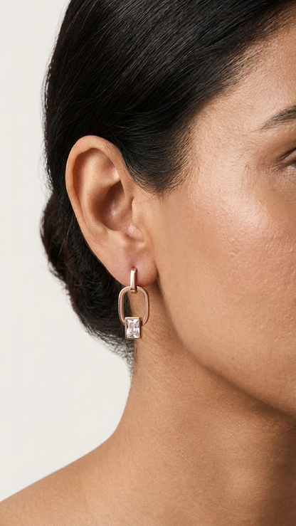 Minimal Geometric Crystal Dangles