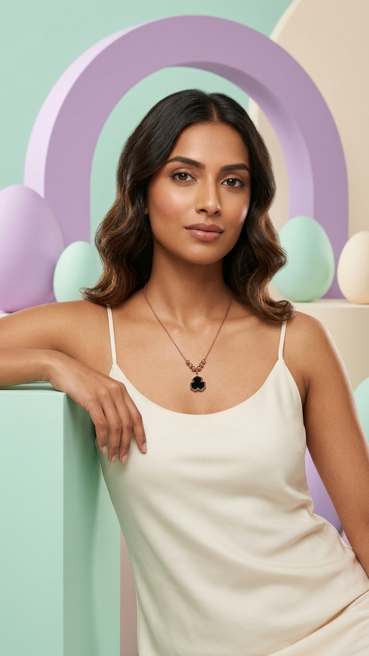 Minimalist Clover Design Pendant Necklace with Beaded Detail