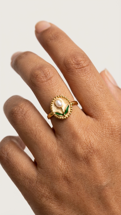 Tulip Bloom Ring – Gold Plated Floral Design with Pearl size 19