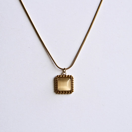 Vintage-Inspired Gold Tone & Luminous Square Pendant Necklace