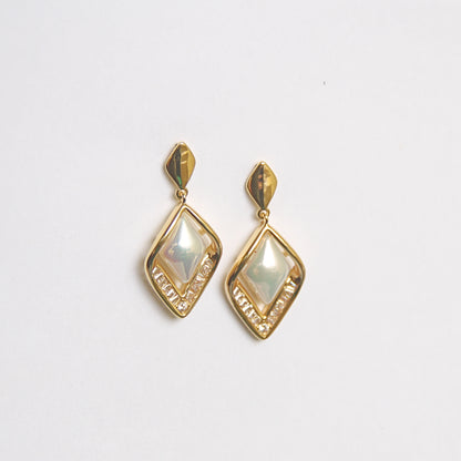 Minimal Gold Diamond Dangles